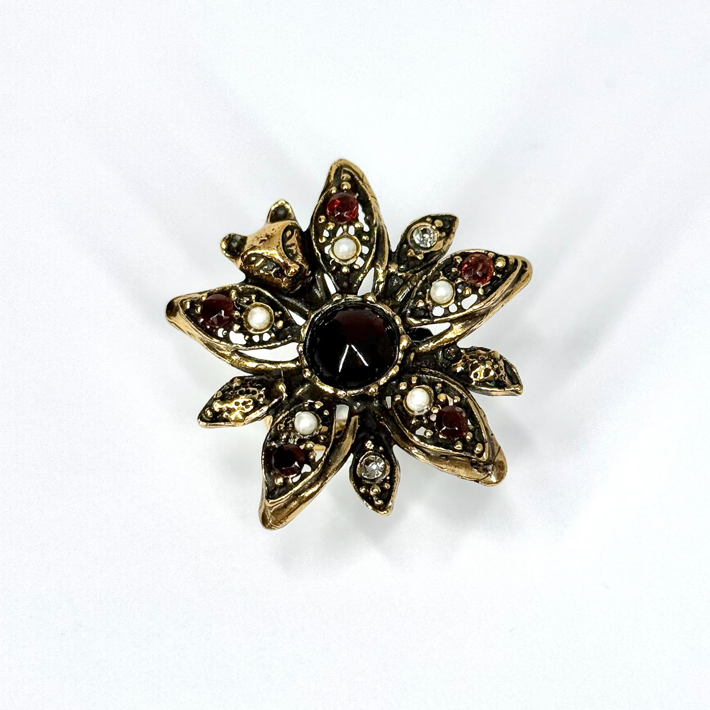 Кольцо ALCOZER & J   с ониксом, гранатом, жемчугом и Swarovski