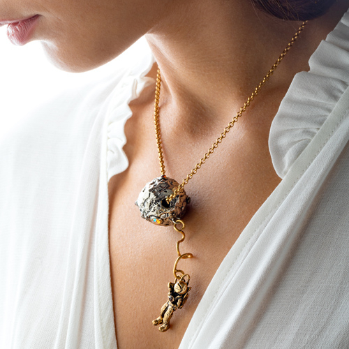 Колье ALCOZER & J  с гранатами и Swarovski
