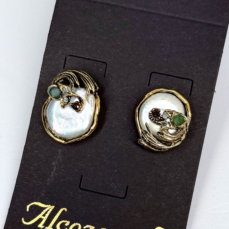 Серьги Alcozer & J с жемчугом, изумрудом,гранатом и Swarovski