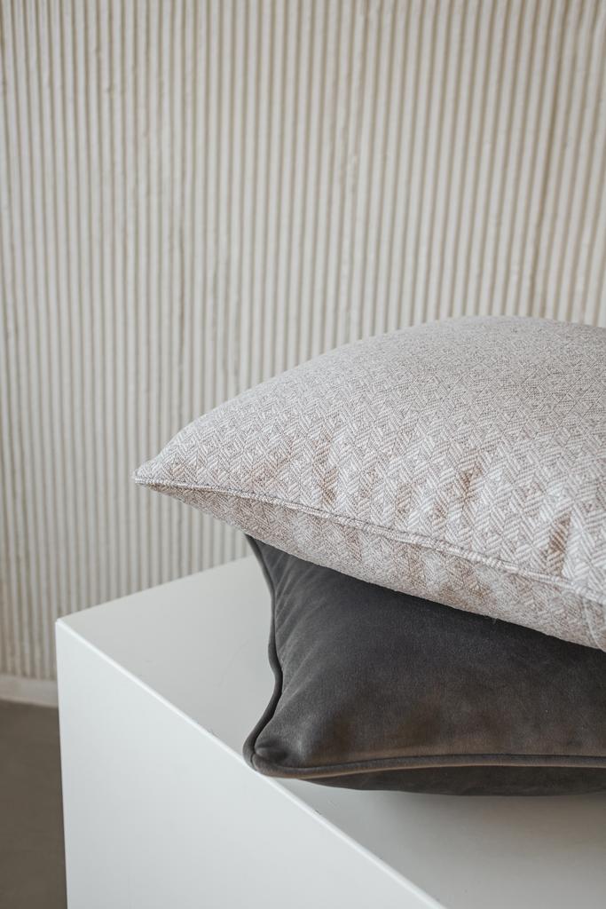 Подушка декоративная "Gunny"