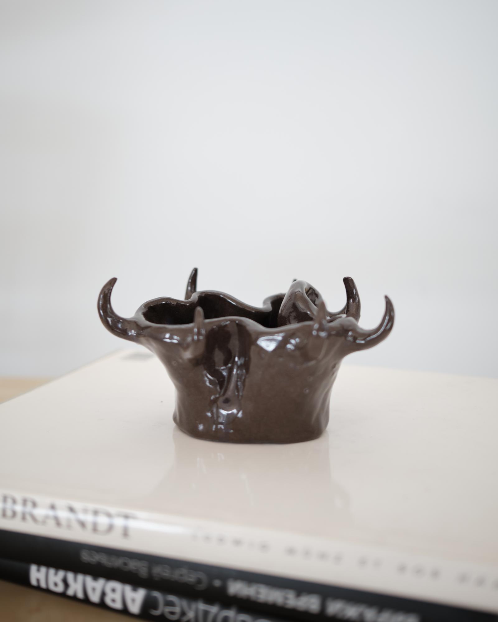 Скульптура Соня Чудомище