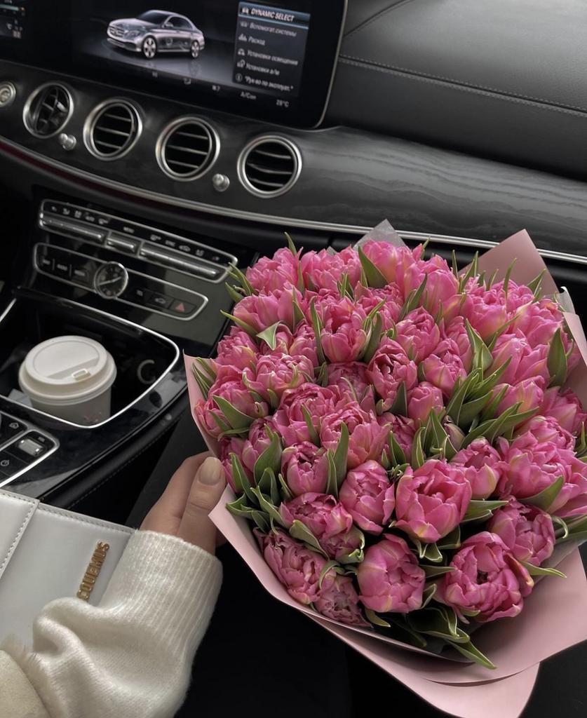 Букет морозно-розовых пионовидных тюльпанов (35,51,75,101 шт)