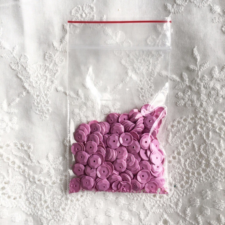 Пайетки лиловые