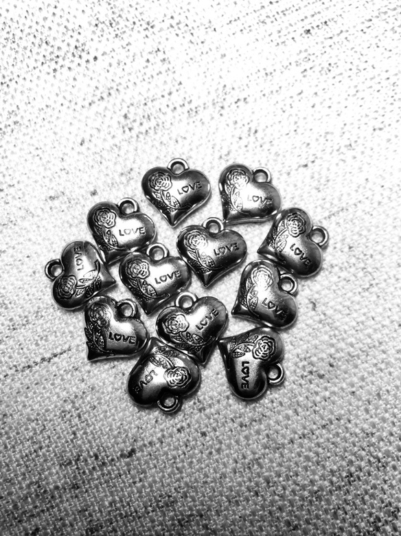 Подвеска сердце с надписью LOVE