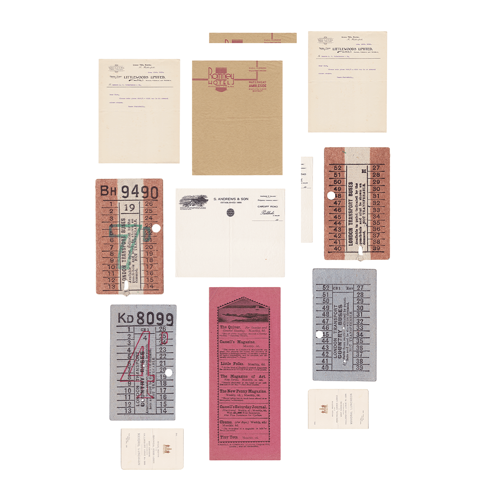 Лист двусторонней бумаги Zoya Design c элементами для вырезания 15,5*30,5