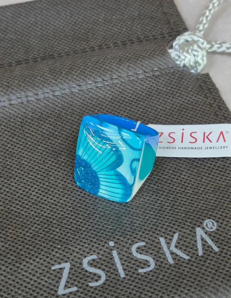 Кольцо Zsiska