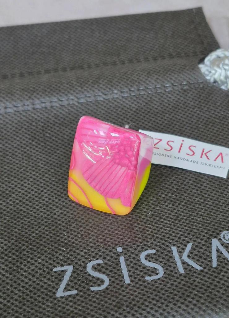 Кольцо Zsiska