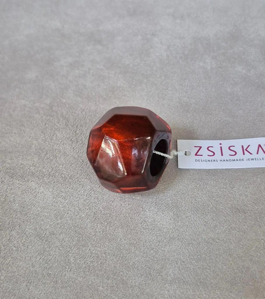 Шарм ZSISKA