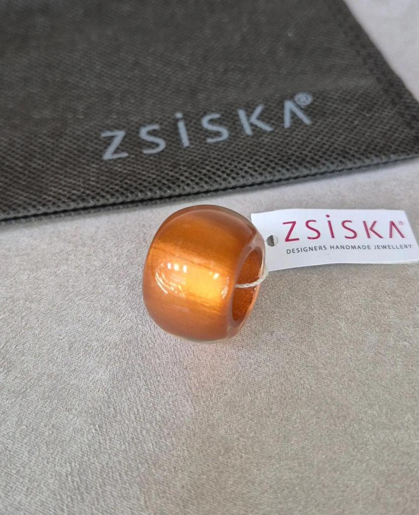 Шарм ZSISKA