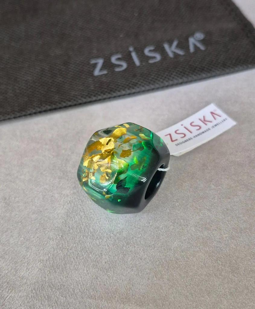 Шарм ZSISKA