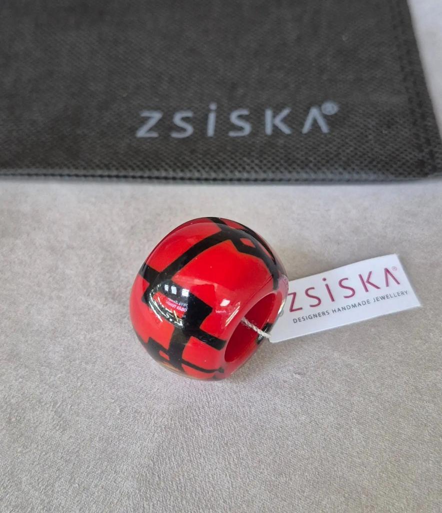 Шарм ZSISKA