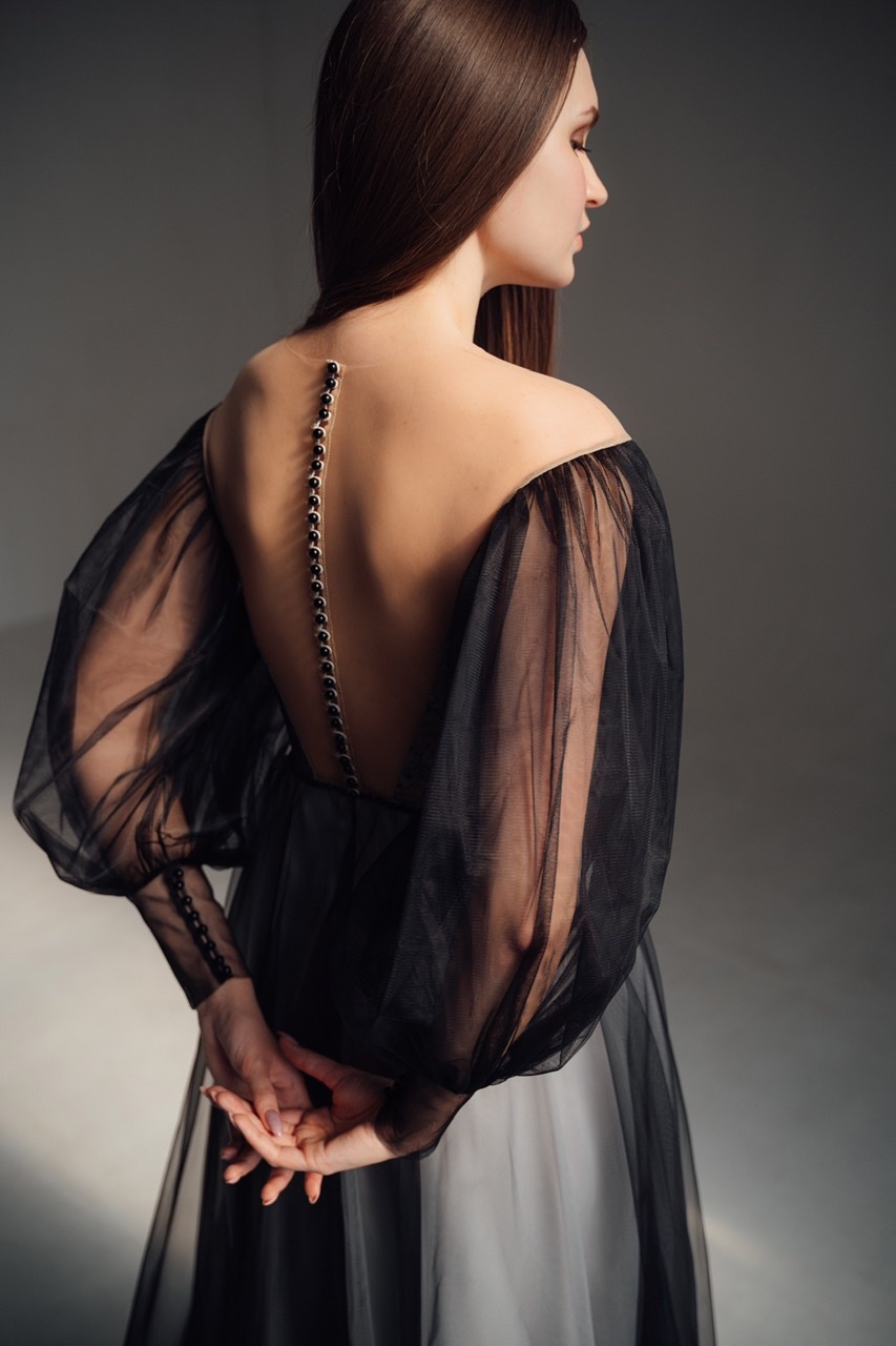 Вечернее платье LILI фатиновое в черном