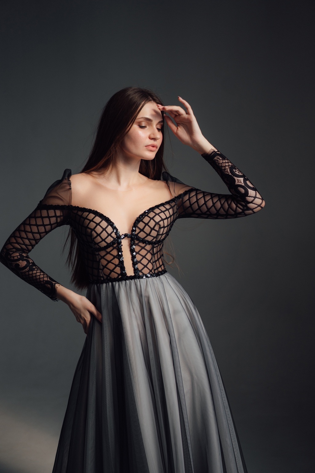 Вечернее платье ONLIE  maxi в чёрном  фатине