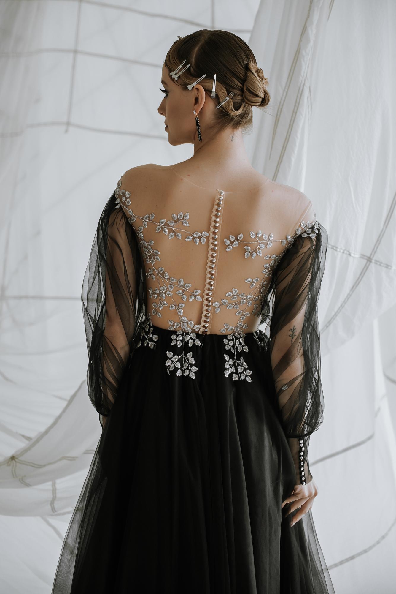 Вечернее платье SAVI  длинное в чёрном с серебром