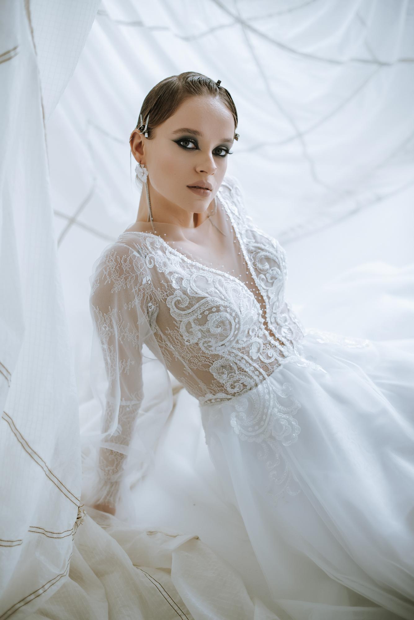 Свадебное платье SILVERIA длинное в молочном