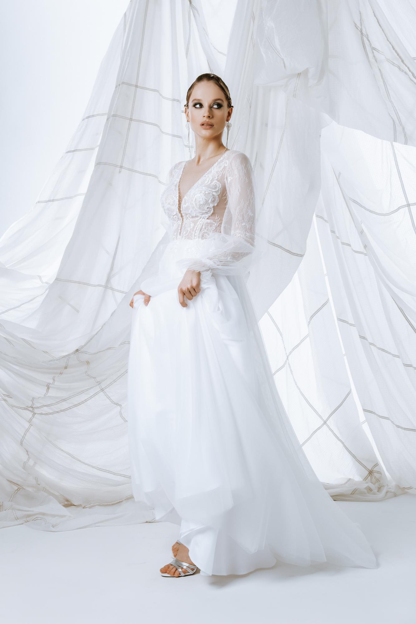 Свадебное платье SILVERIA длинное в молочном