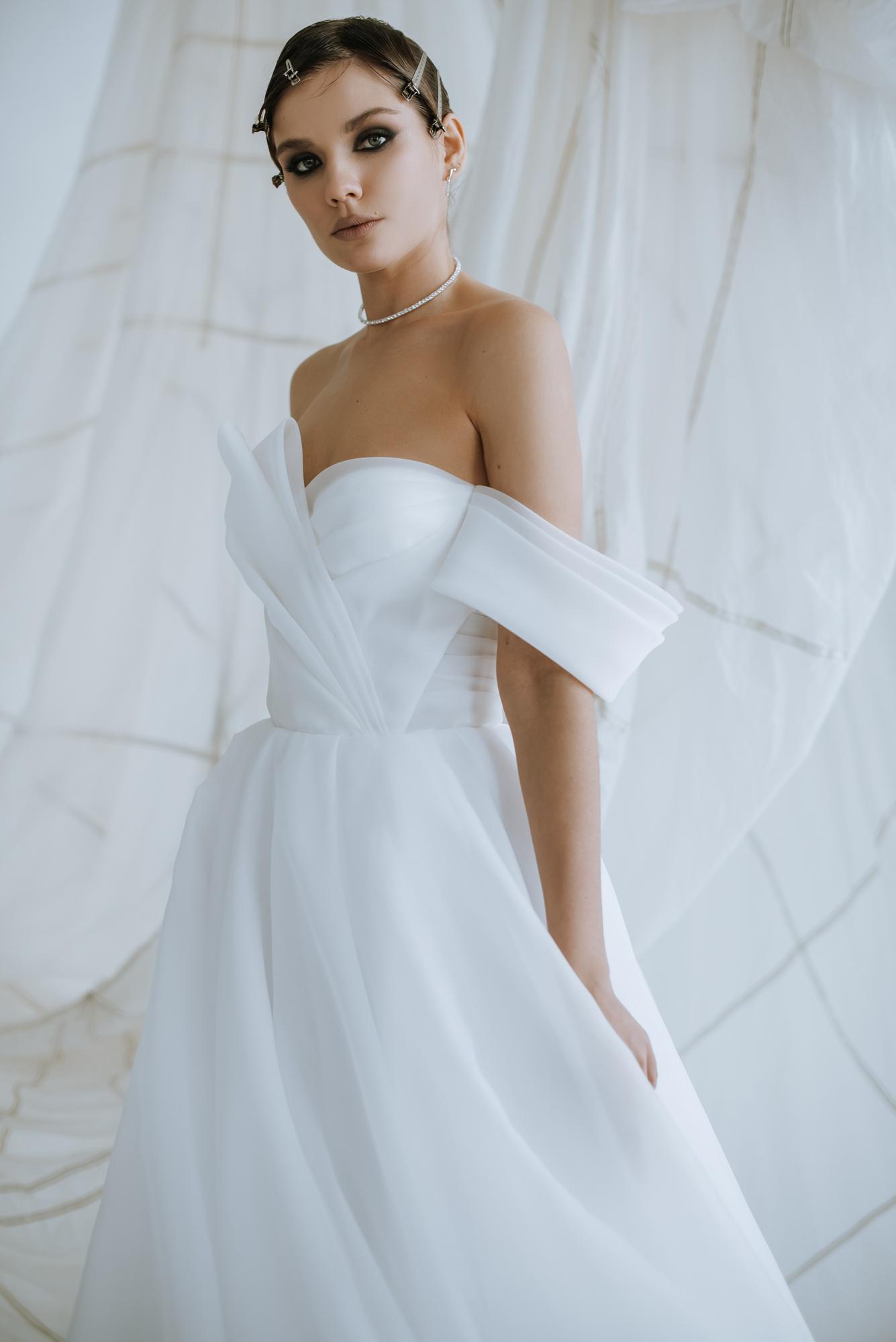 Свадебное платье ELLIA длинное органза цвет молочный