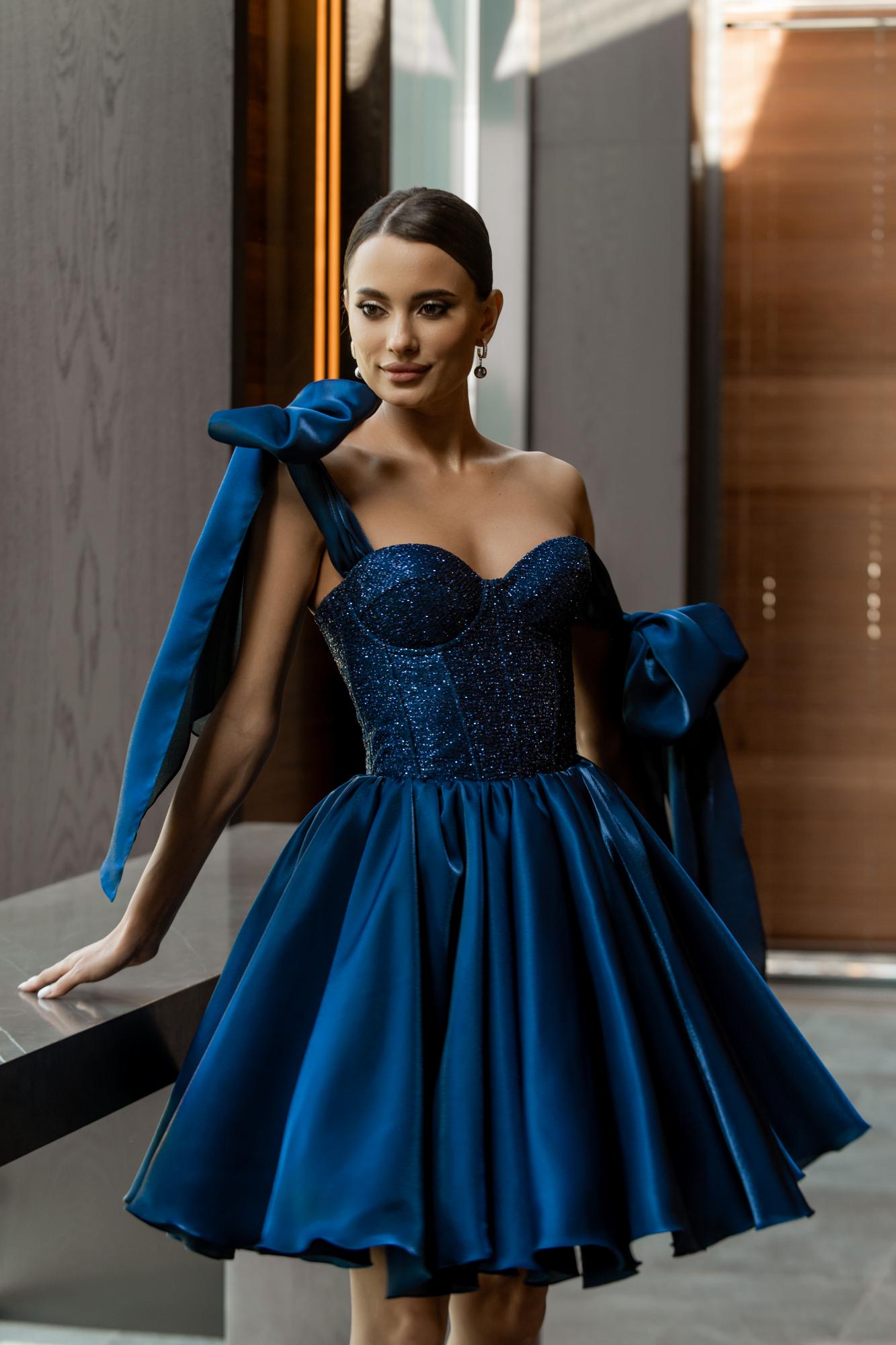 Коктельное платье EMBRA  короткое в синем