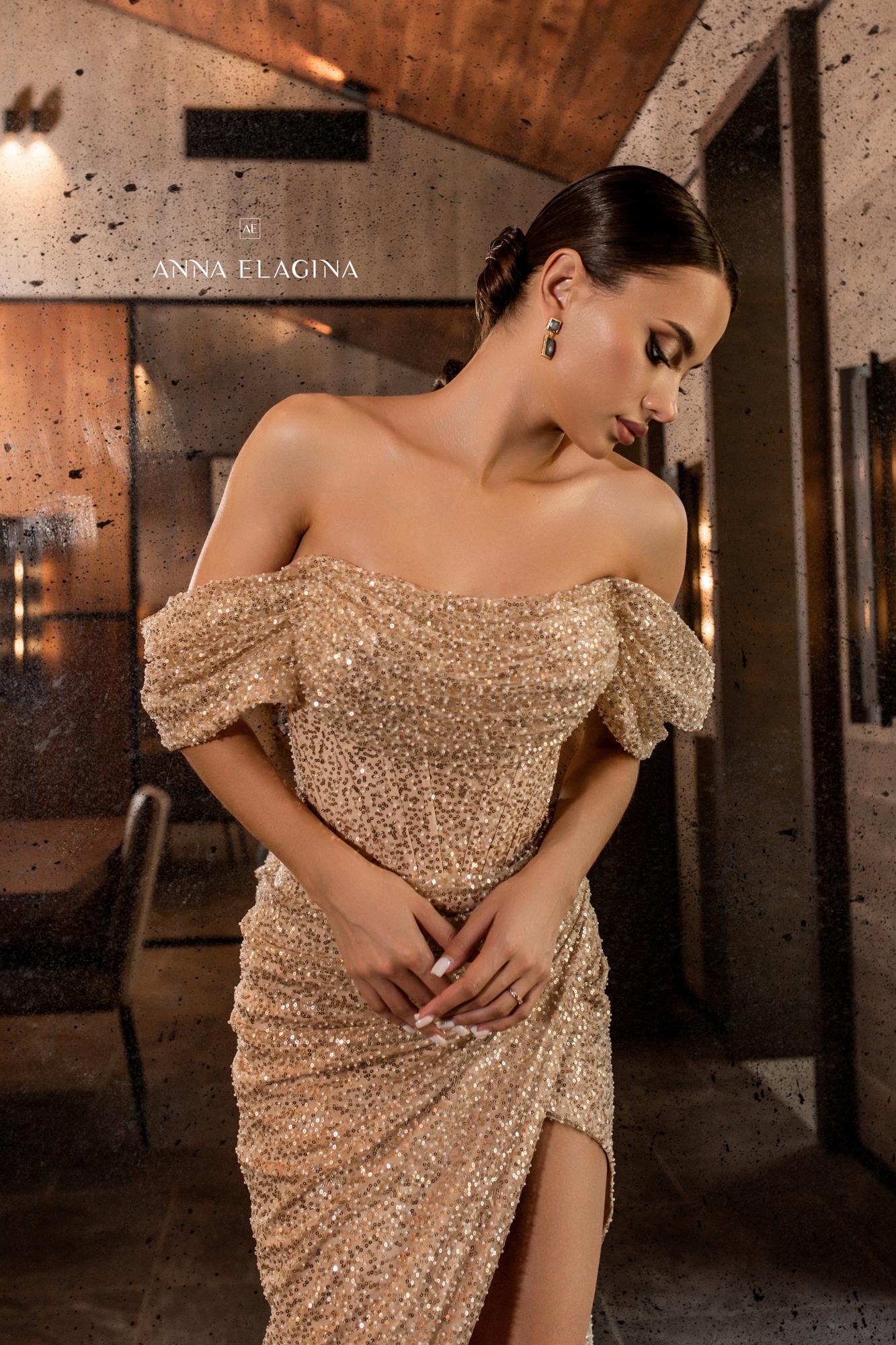 Вечернее платье EVA длинное в золотом