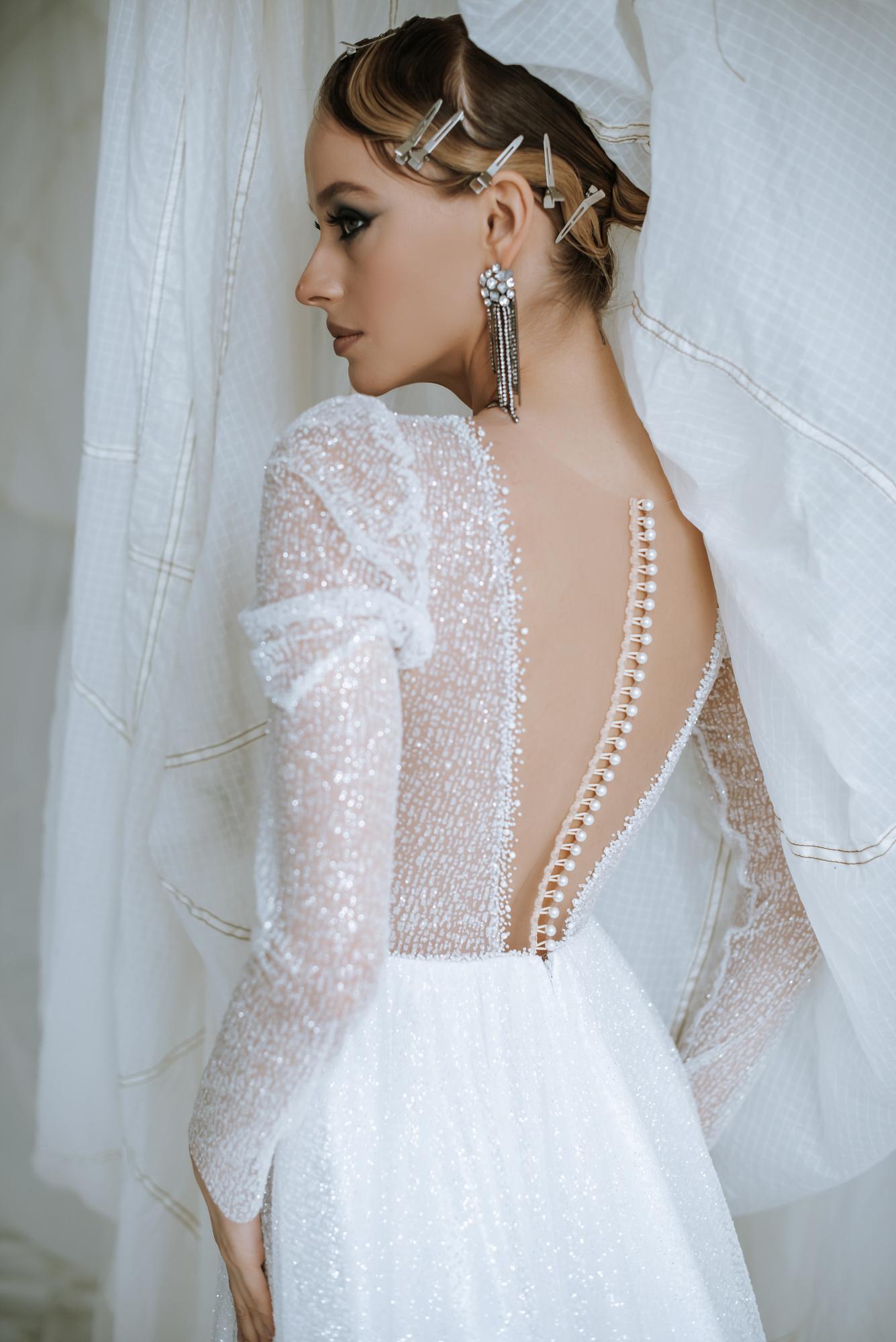 Свадебное платье ERLIA со шлейфом цвет молоко