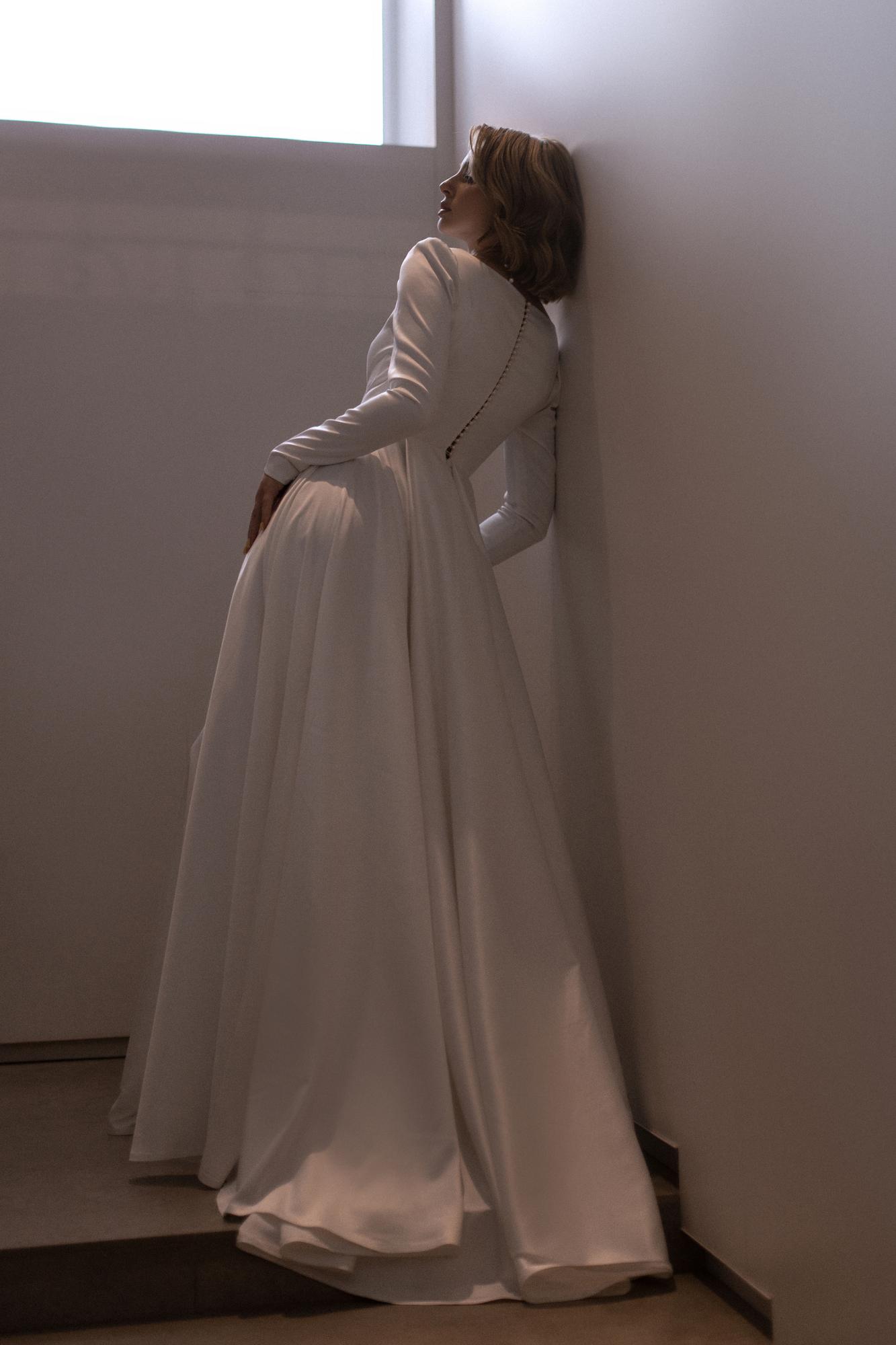 Свадебное платье BERTA длинное цвет молоко