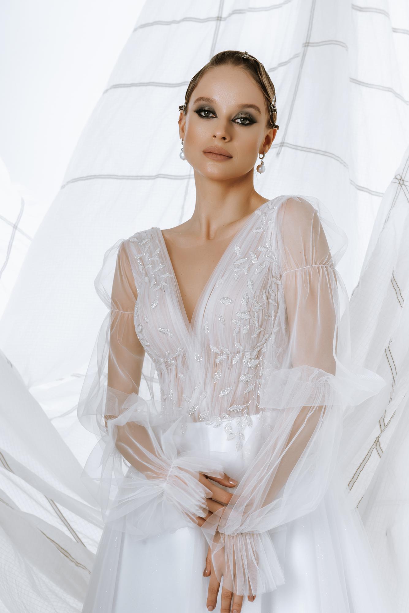 Свадебное платье KALEVALA длинное цвет молочный