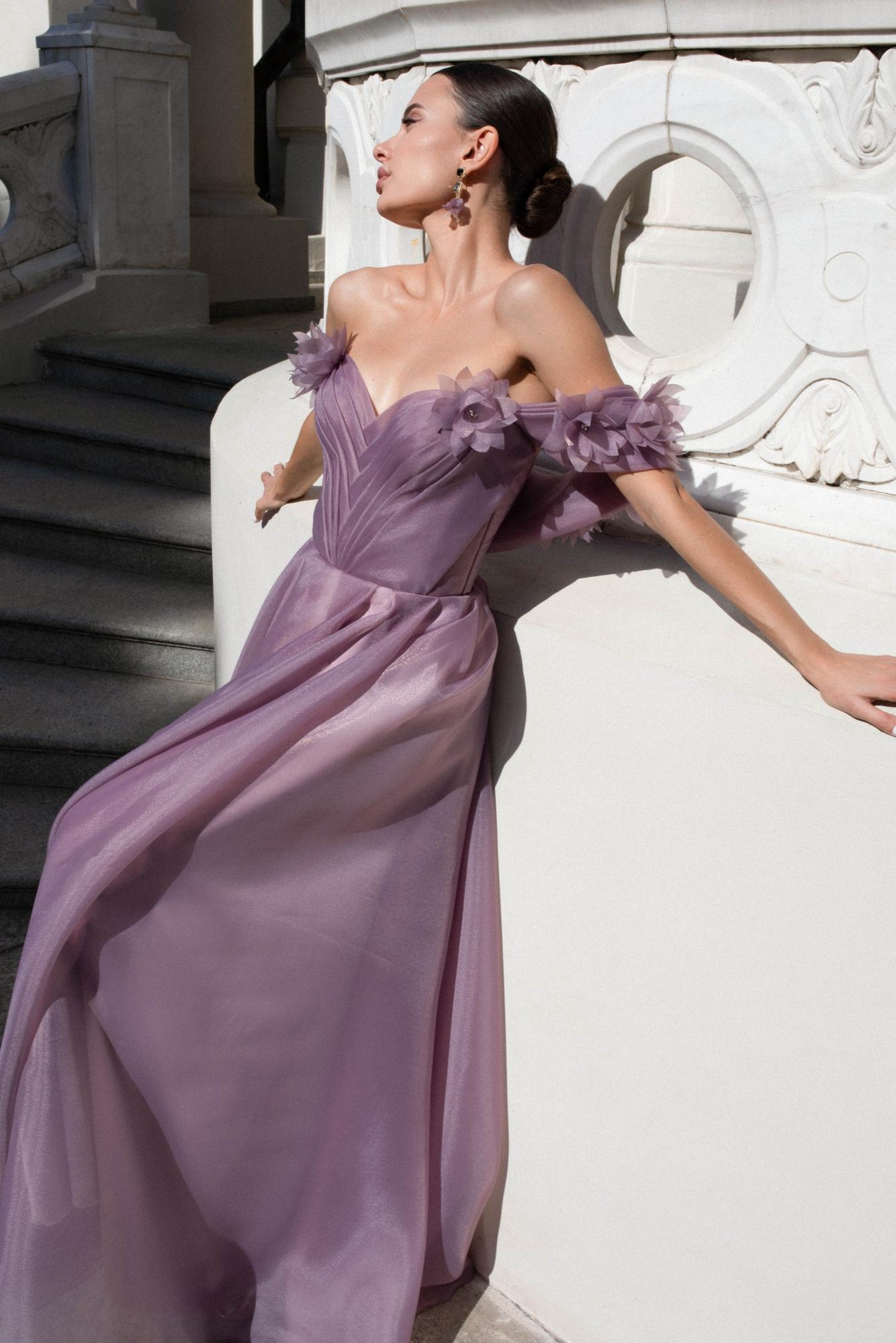 Вечернее платье MANULA цвет темно-лиловый бретели цветы