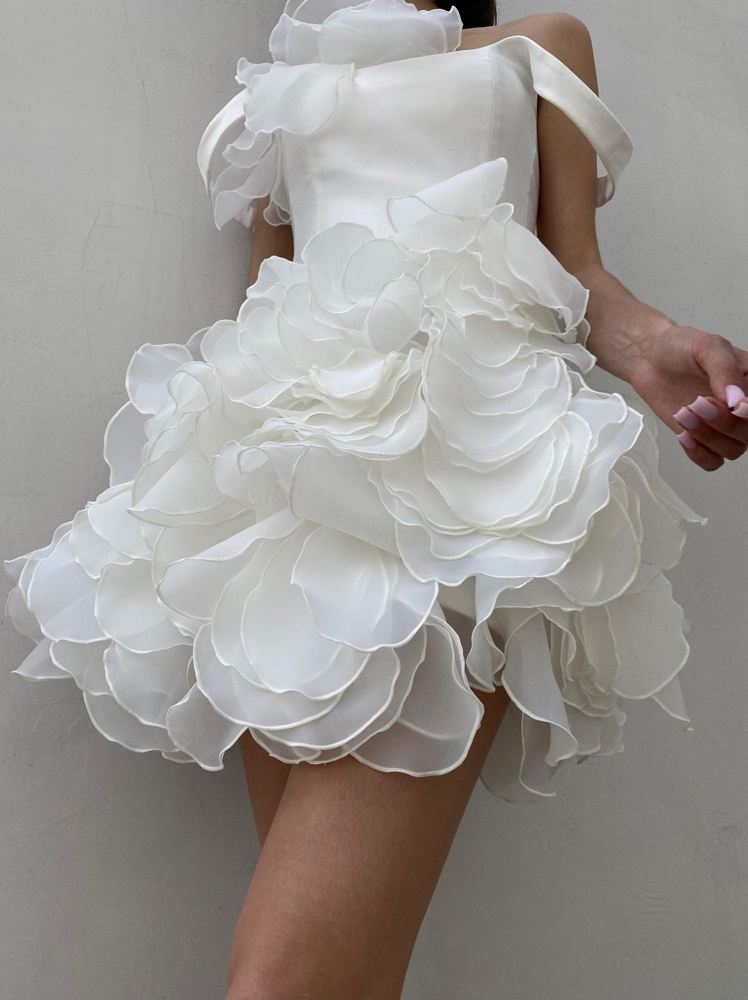 SERGE MINI  с объемными цветами.