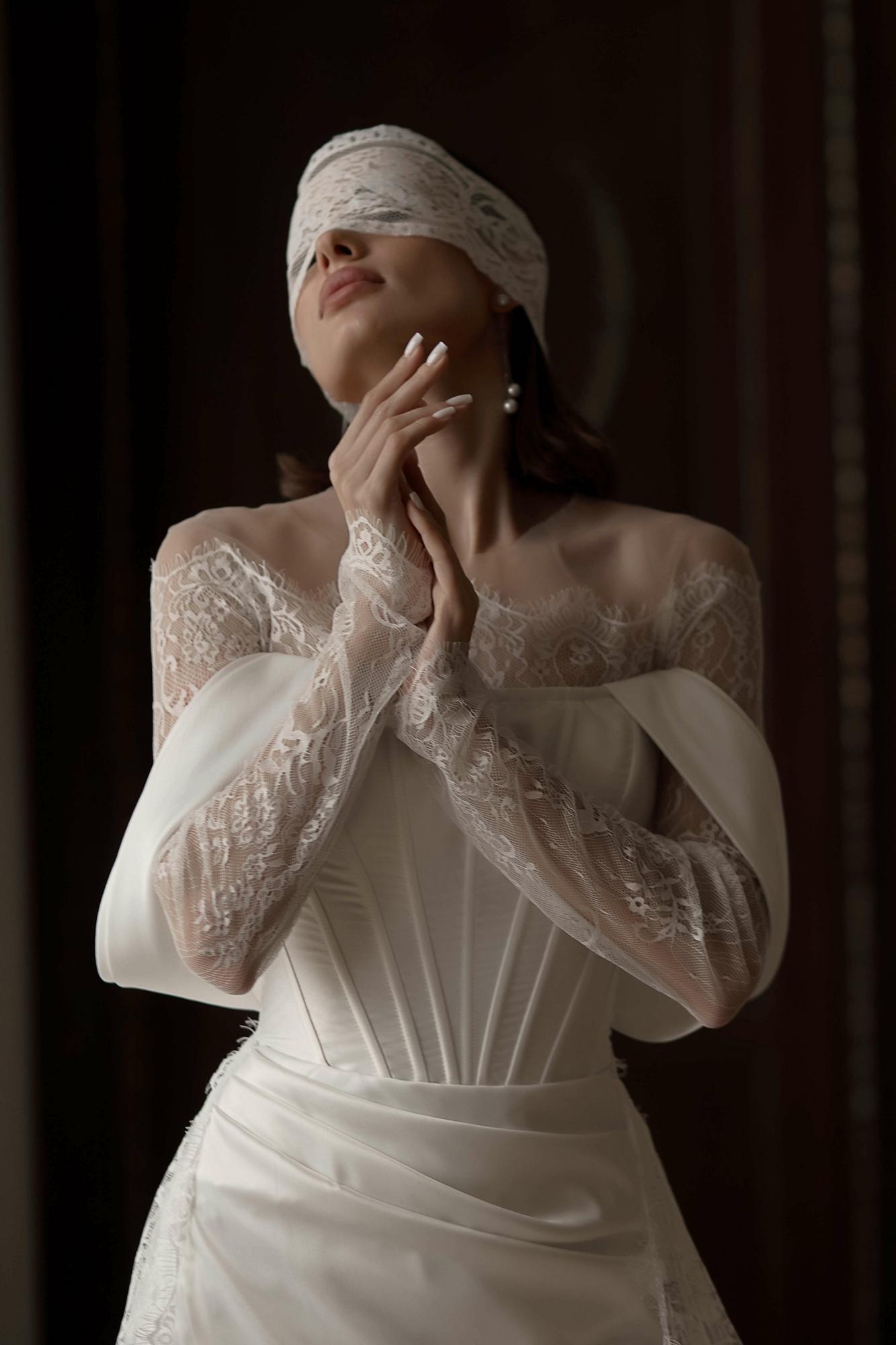 Свадебное платье RAINEY в атласе