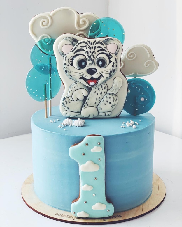 Торт с леденцами