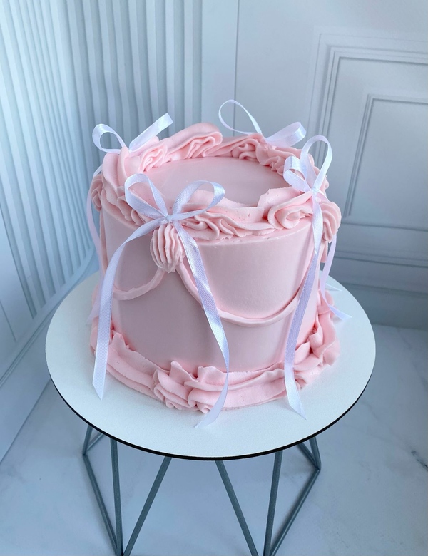 торт с лентами