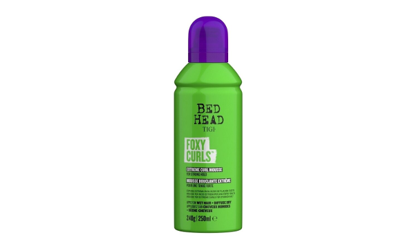 TIGI Bed Head Foxy Curls Мусс для эффекта вьющихся волос 250 мл
