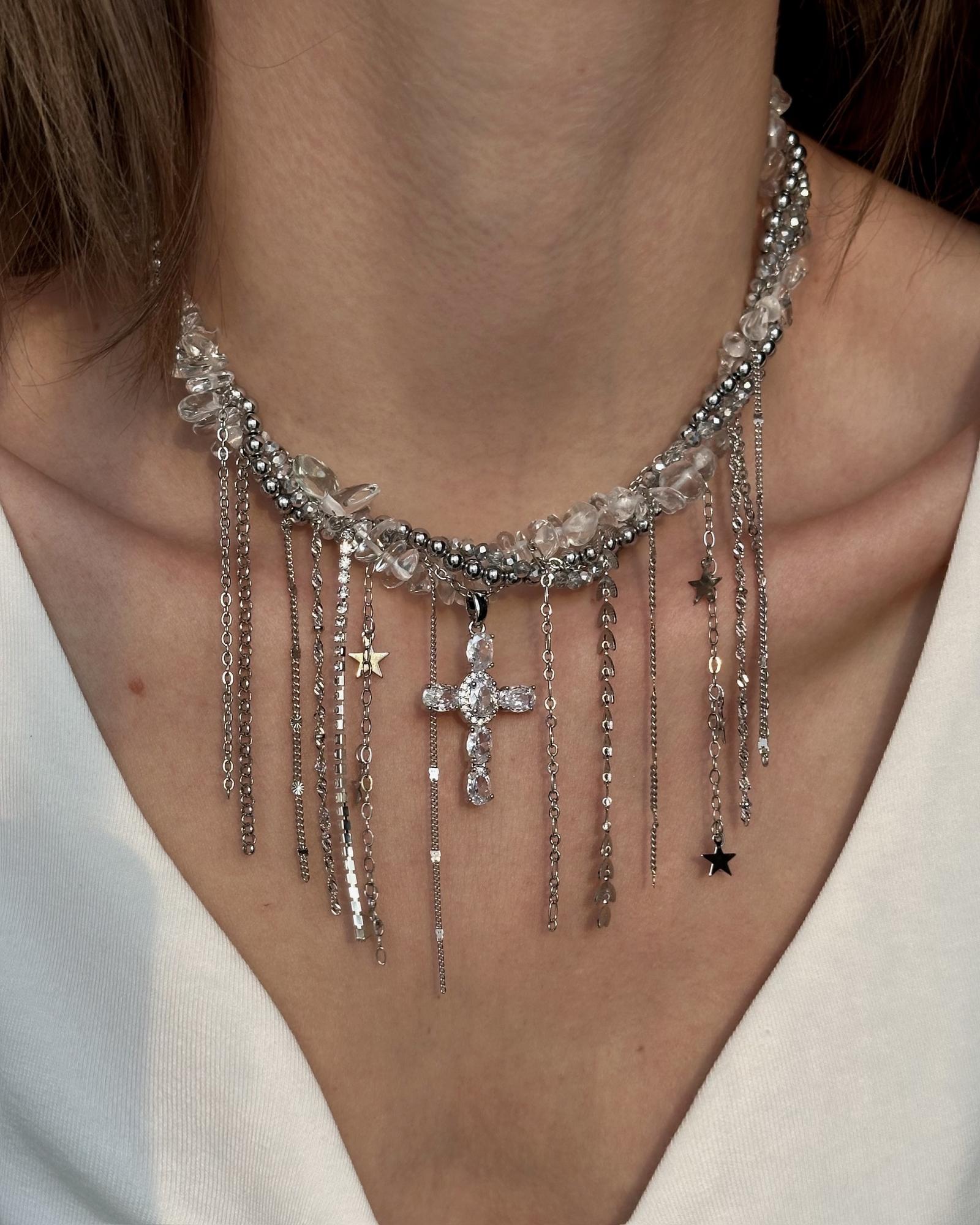 Гранж колье из хрусталя с крестом