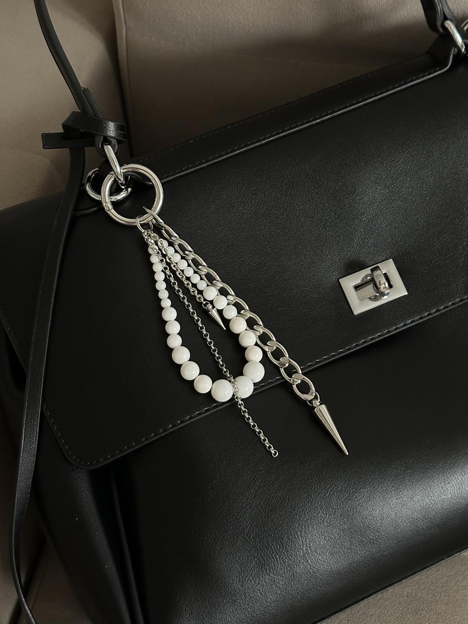 Обвес на сумку белый агат