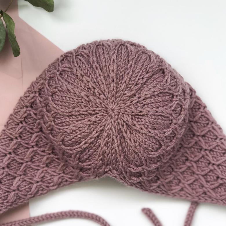 Описание вязания Чепчик "Хризантема"