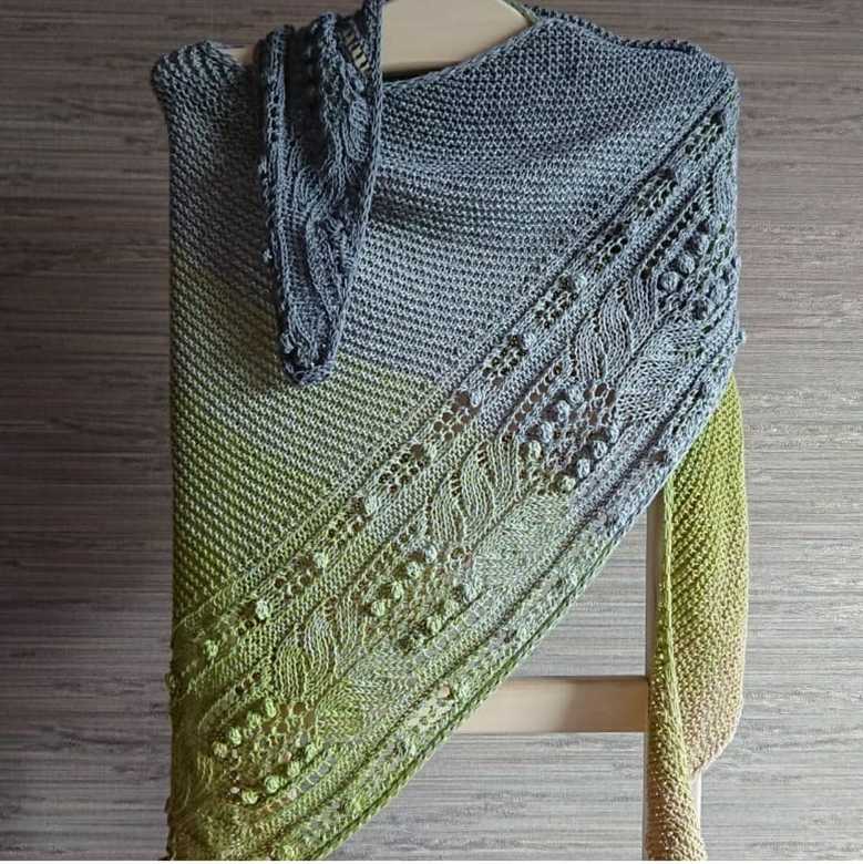 Описание вязания платок Сакура