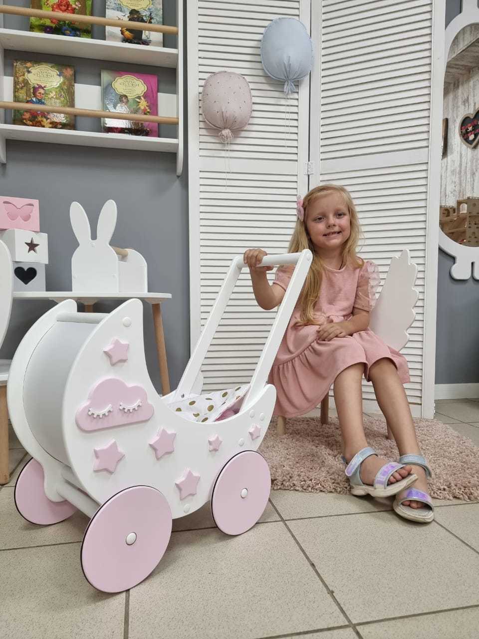 Деревянная коляска «Луна» с декором