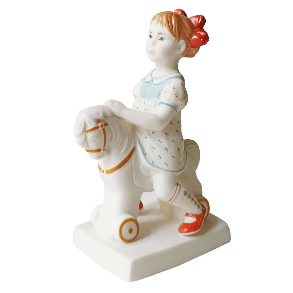 Девочка на лошадке