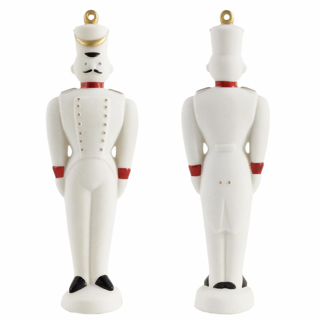 Елочная игрушка "Солдатик" декорированная