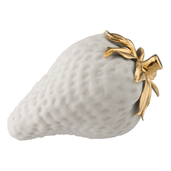 "Клубника" декорированная золотом