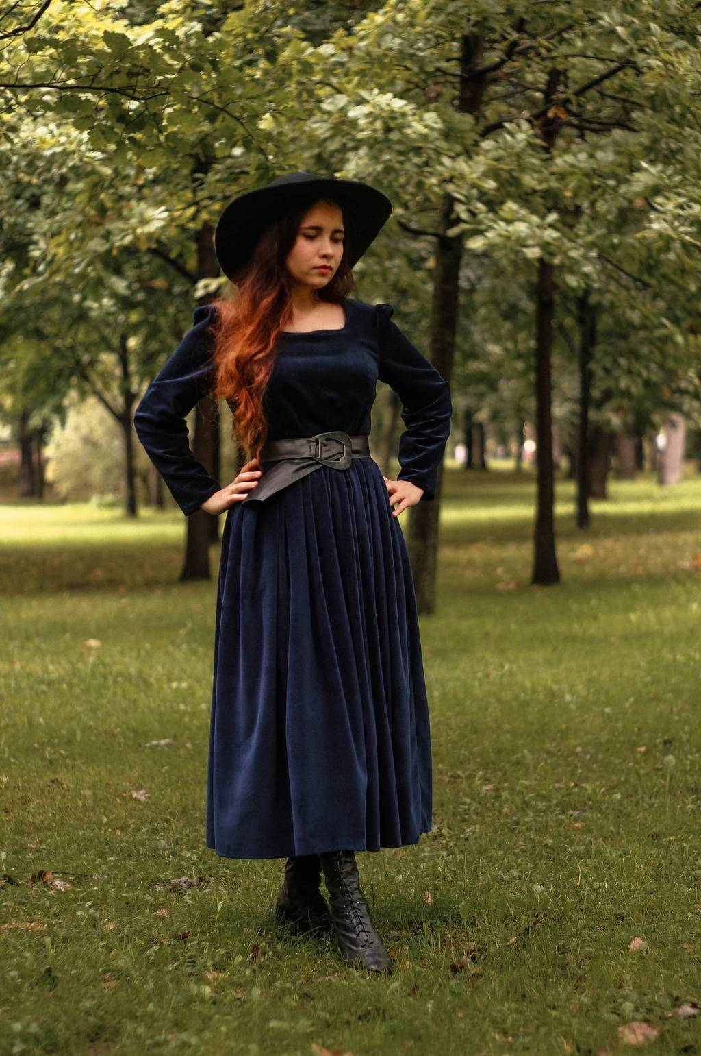 Черничное бархатное платье "Княжна"