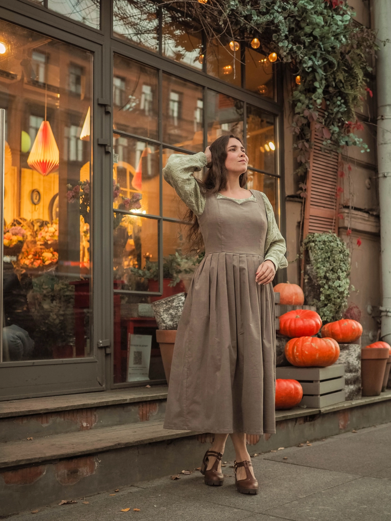 Сарафанчик "Таврический сад"- серо-бежевый вельвет