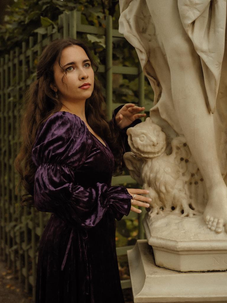 Платье «Арвен» из фиолетового бархата