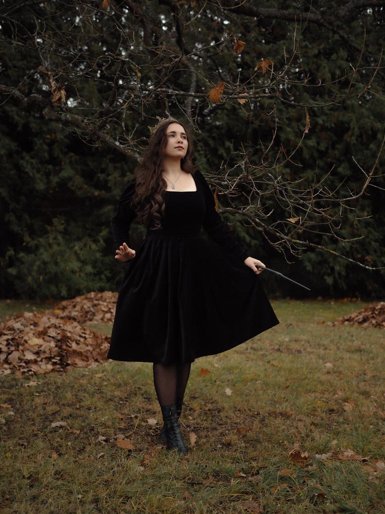 Платье «Слизерин» из черного бархата