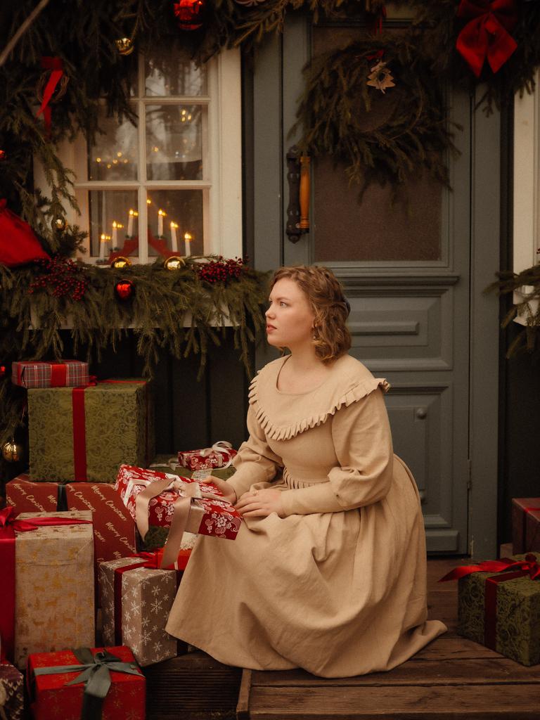 Платье "Эмми" - бежевая крапива