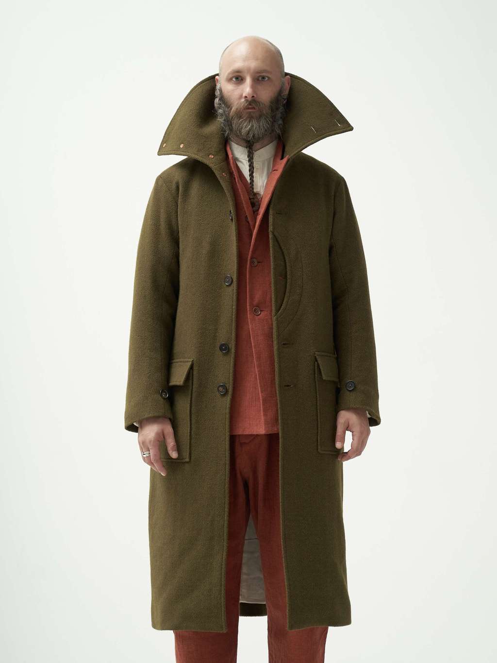 Ярко-зеленое твидовое пальто