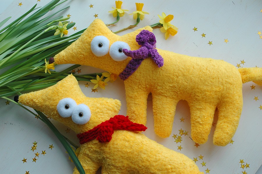 Лисицы в шарфах