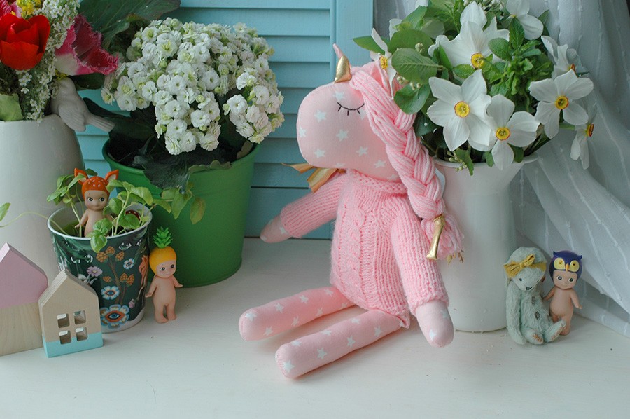 Единорожик в звездах