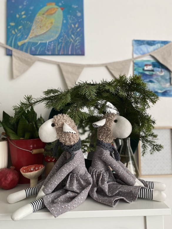 Овечка серая