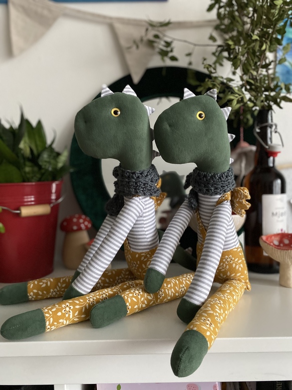 Драконы новогодние